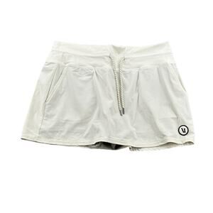 Vuori Women's Skort in White